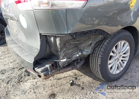 2013 Toyota Sienna Xle V6 8 Passenger из США, поврежденный, VIN 5TDYK3DC5DS342081